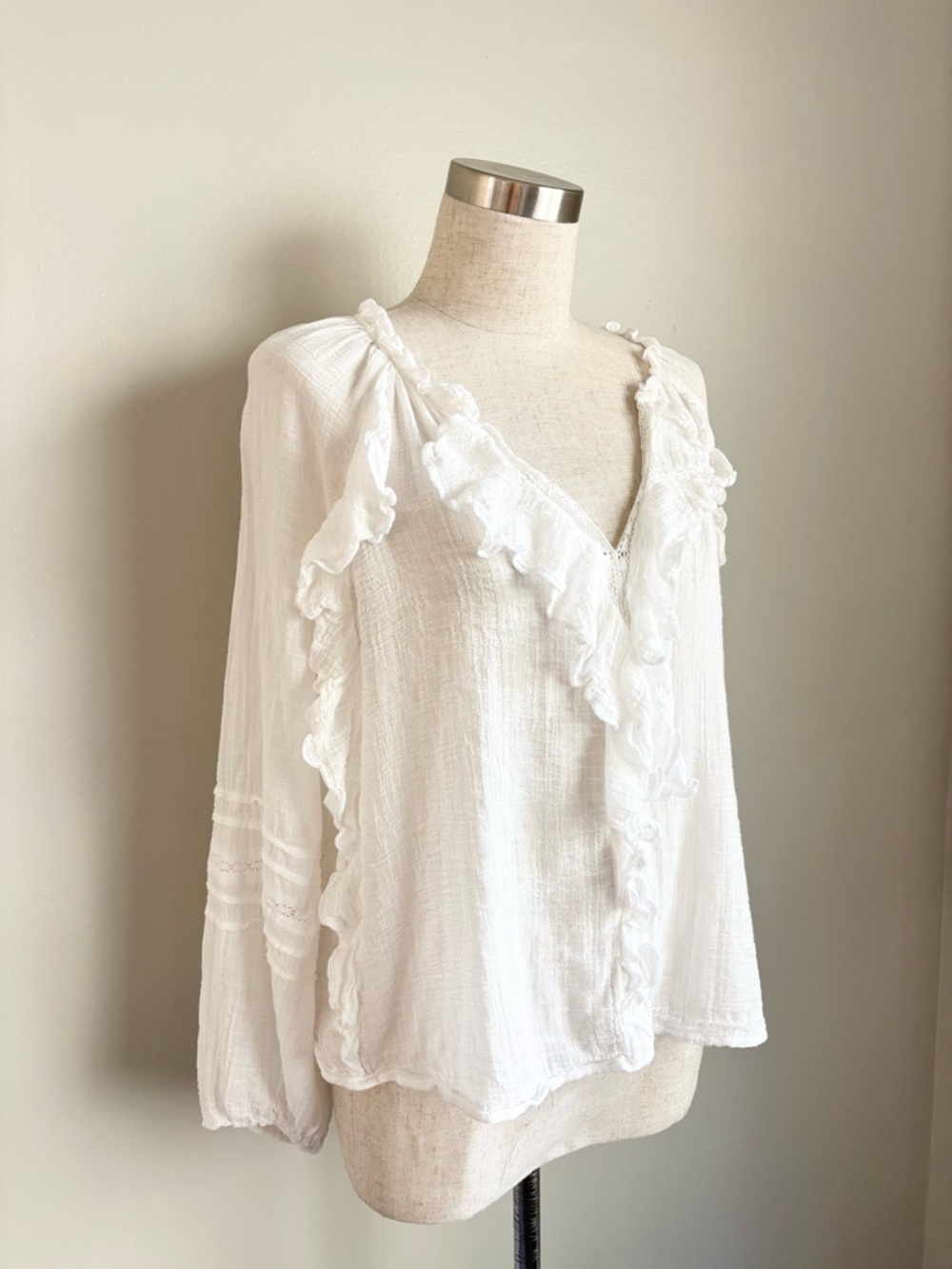 Universal thread Boho Whimsical Cottage Ballon Sleeve Blouse